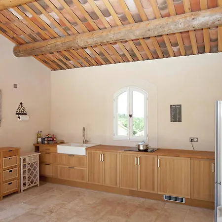 In Provence With Infinity Pool, Cleaning Included *
